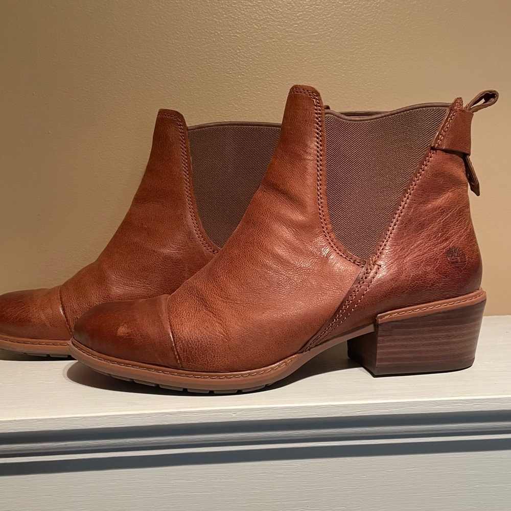 Timberland Tan Leather Ankle Booties